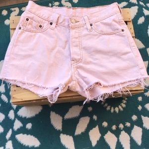 Light pink Levi’s Shorts